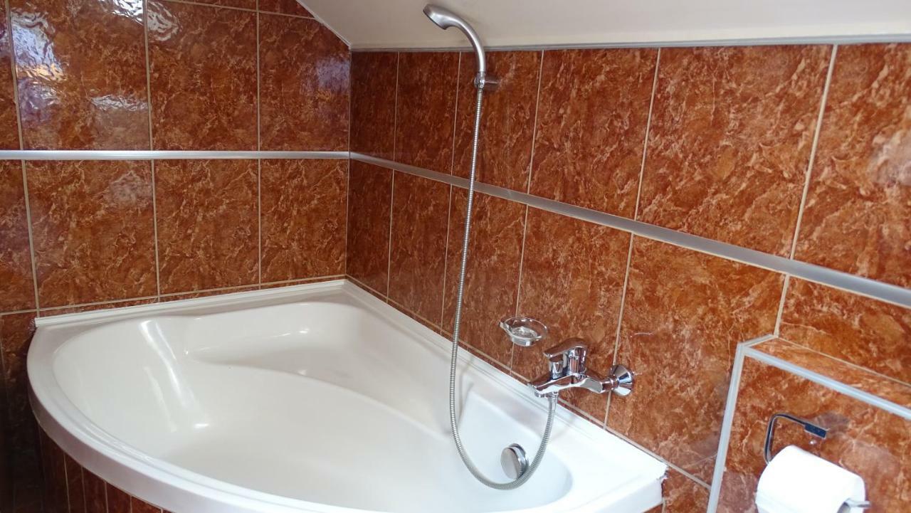 Casa Elysee Hotel Дева Екстериор снимка