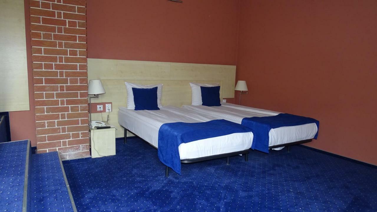 Casa Elysee Hotel Дева Екстериор снимка